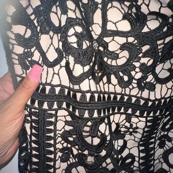 Boston Proper Crochet Black/Cream Strapless Dress Size 18 - Picture 3 of 4